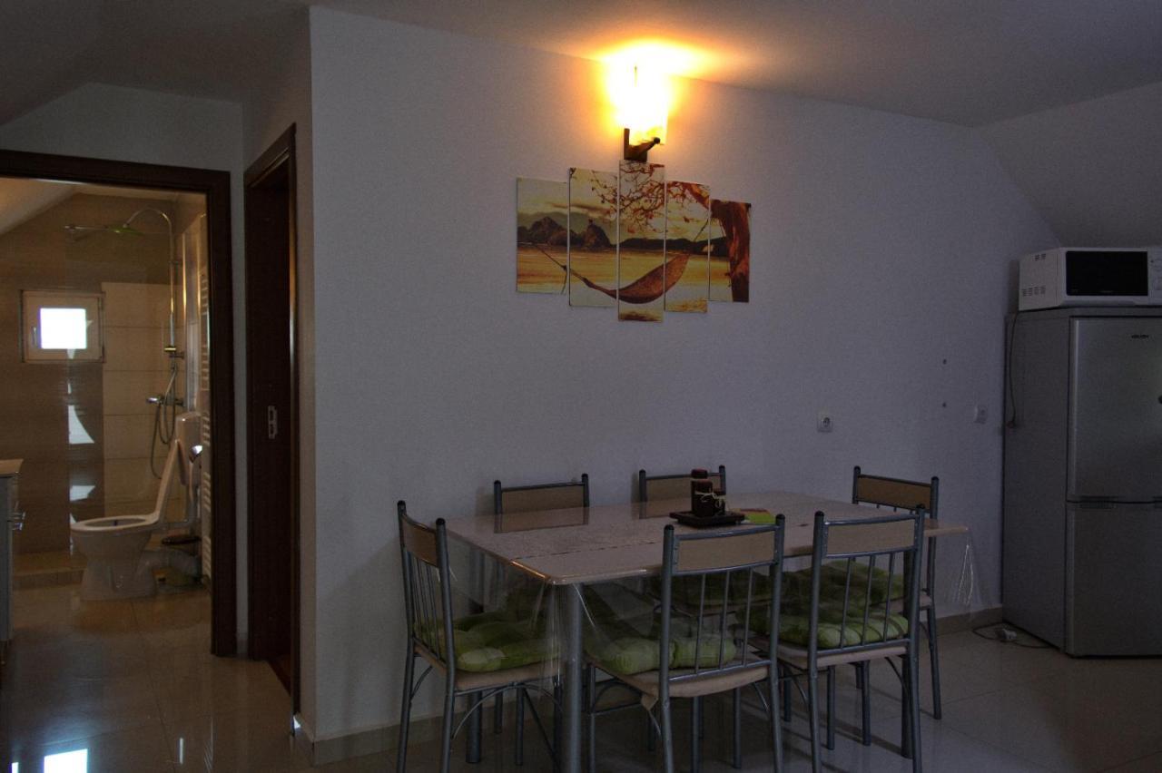 Villa Casa Ade à Ocna Şugatag Extérieur photo